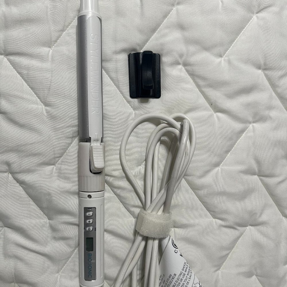 Bio Ionic StyleWinder curling iron